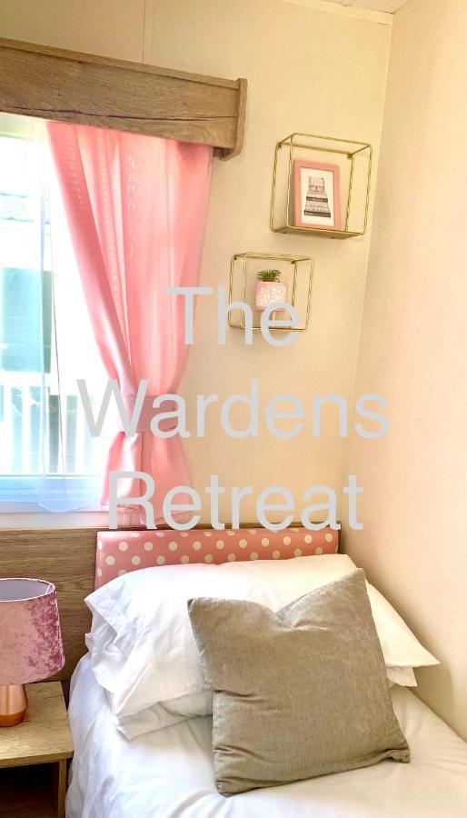 The Wardens Retreat - Tattershall Lakes Country Park Hotel Exterior foto